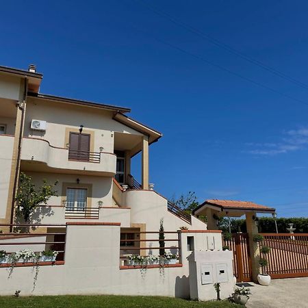 Appartamento In Villa Villalfonsina Luaran gambar